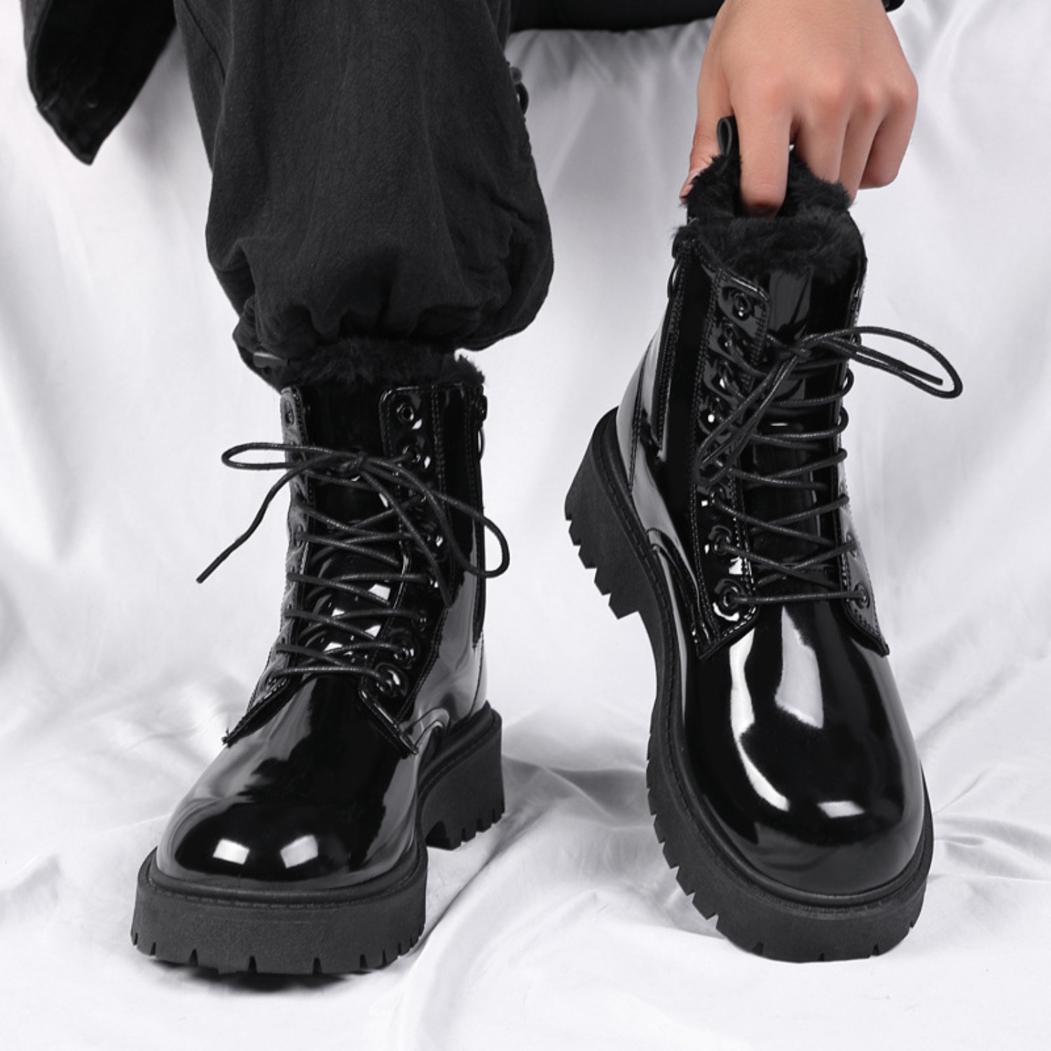 أحذية رجالية دافئة مبطنة بالفر - مراجعة Fashion Men'S Boots وسعره