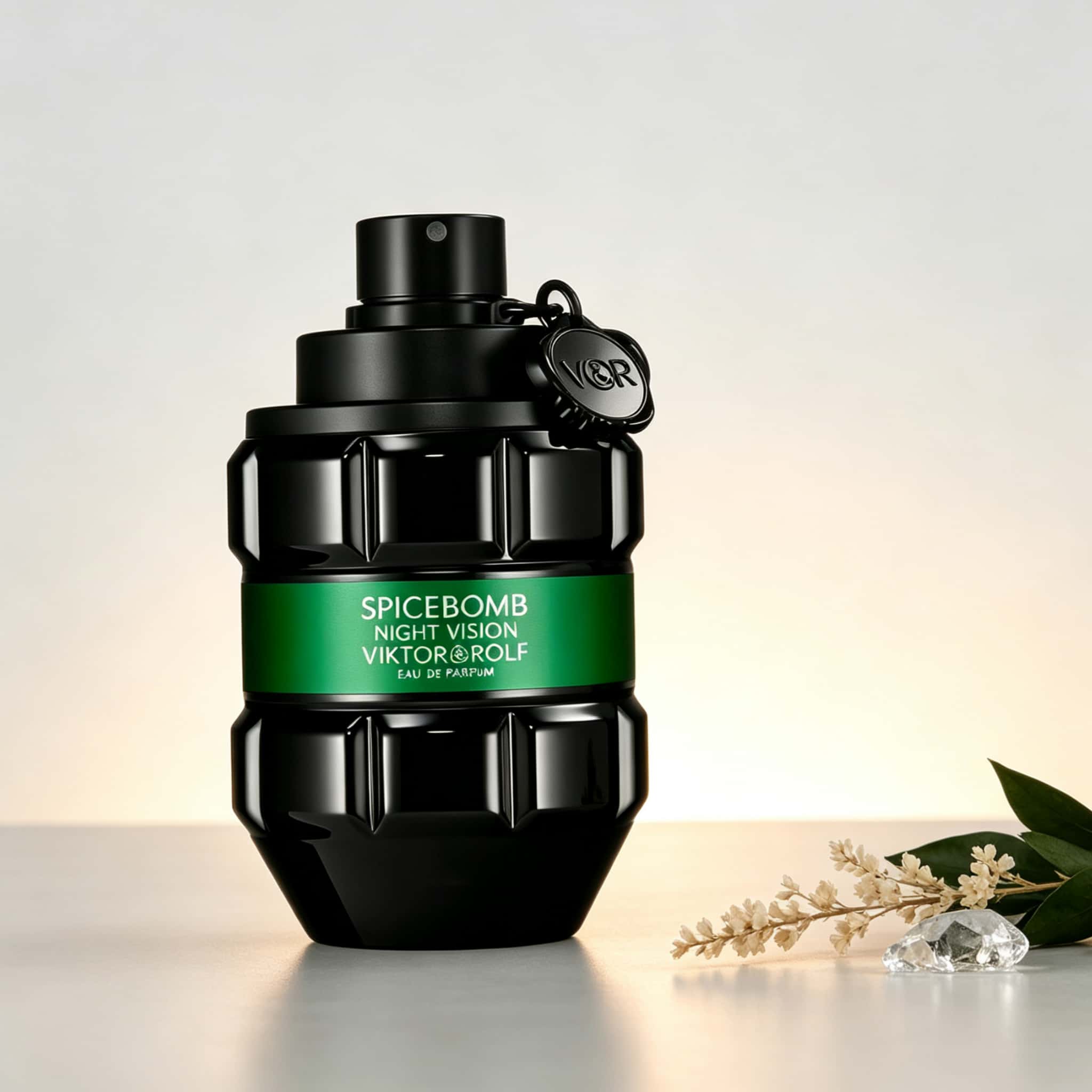 عطر فيكتور آند رولف نايت فيجن  - مراجعة Men'S Fashion Perfume وسعره