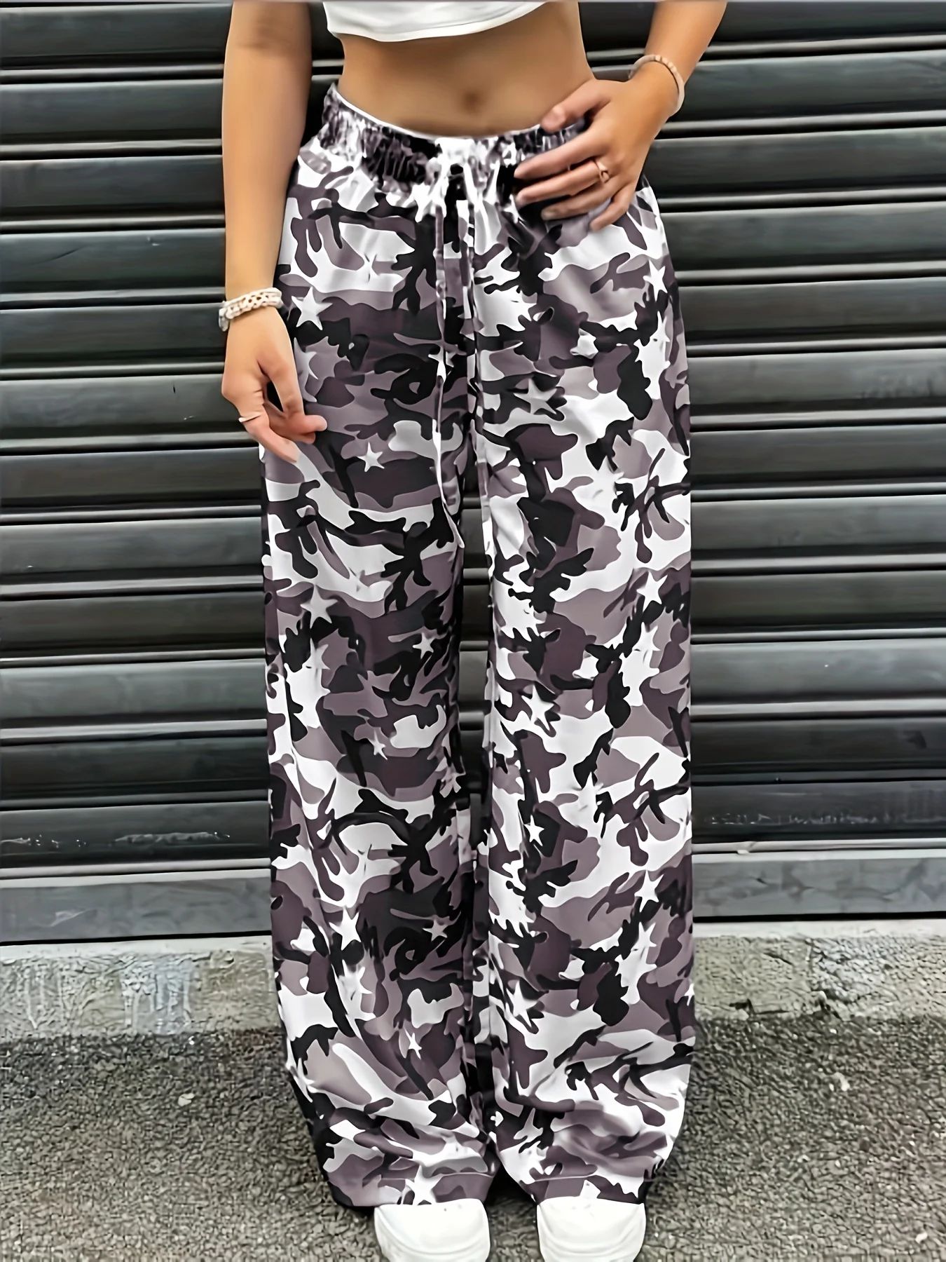بنطلون رياضي واسع الساق بنمط ا - مراجعة Mens Fashion Camo Pants وسعره
